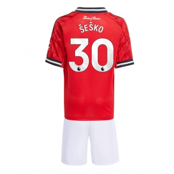 Billige Fotballdrakt Manchester United Benjamin Sesko #30 Replika Hjemmedraktsett Barn 2025-26 Kortermet (med bukser)